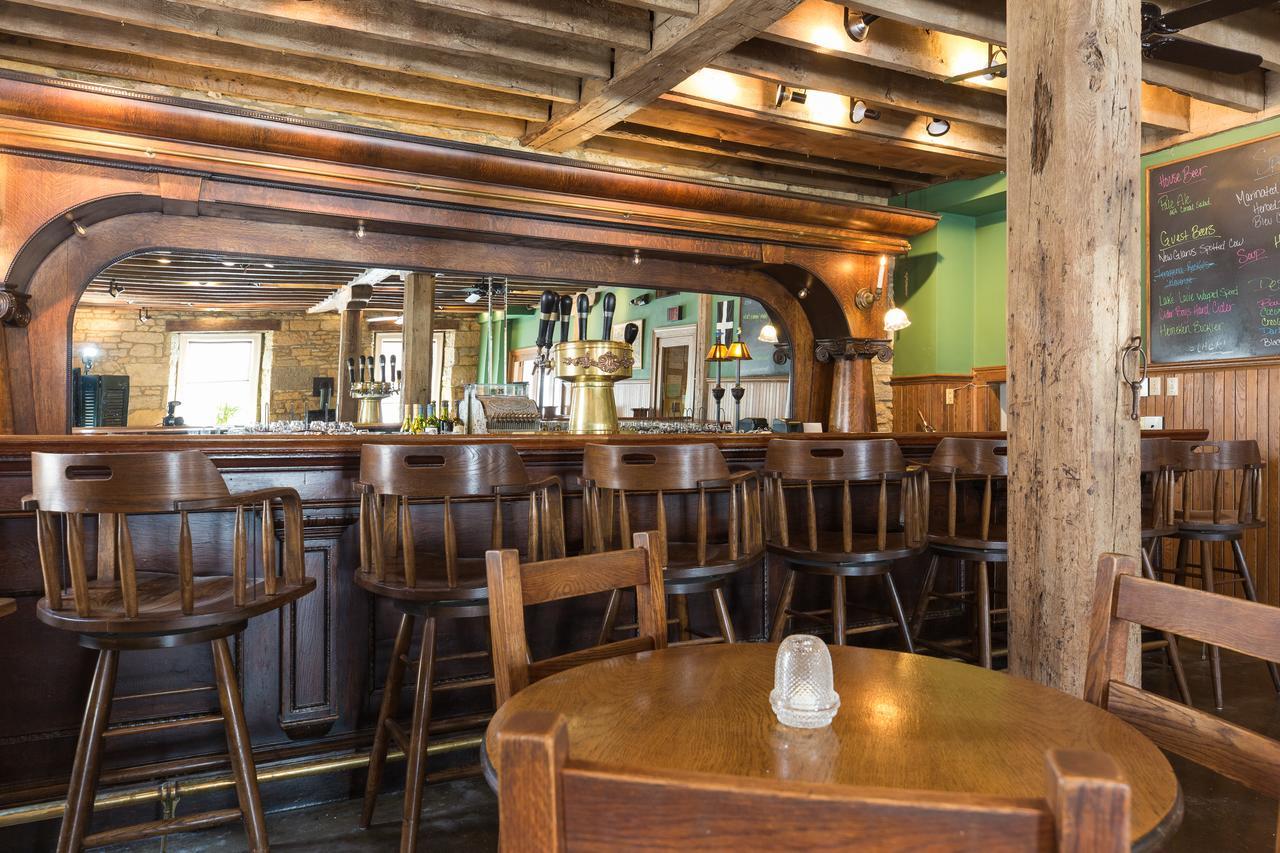 Commerce Street Brewery Hotel Mineral Point Exteriör bild